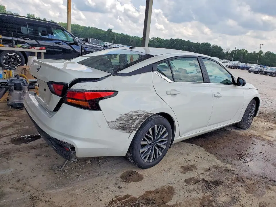 2026 NISSAN ALTIMA SV  