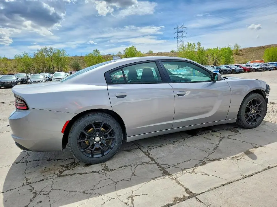 2016 DODGE CHARGER SXT  