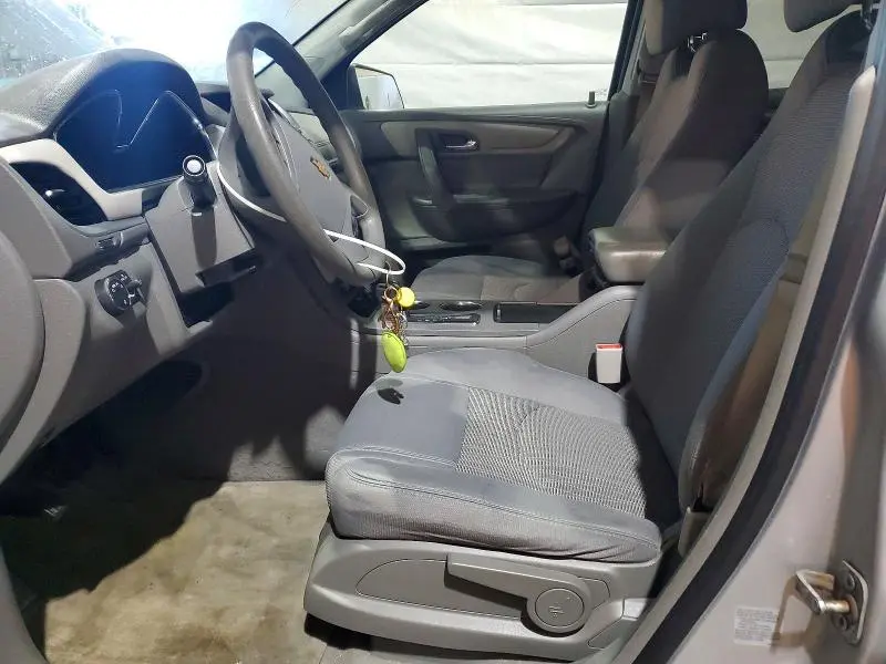 2015 CHEVROLET TRAVERSE LS  