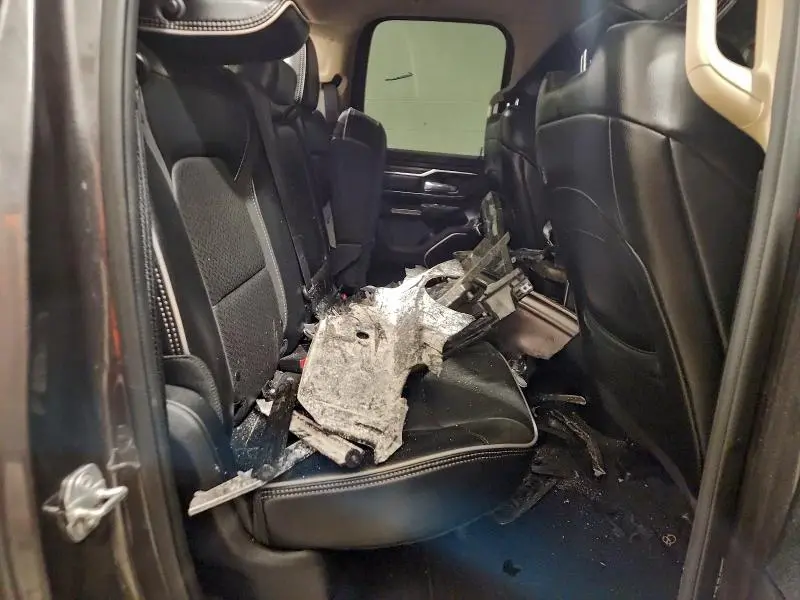 2019 RAM 1500 LARAMIE  