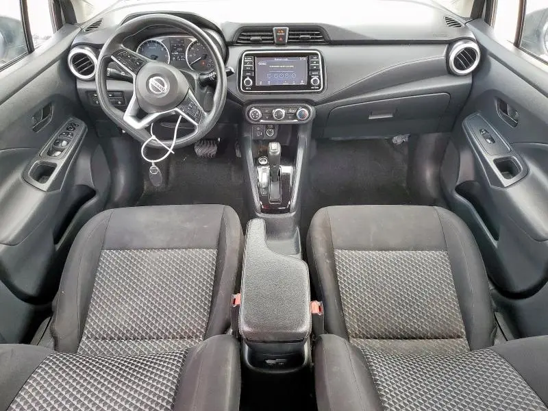 2021 NISSAN VERSA S  