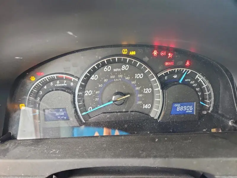 2012 TOYOTA CAMRY L  