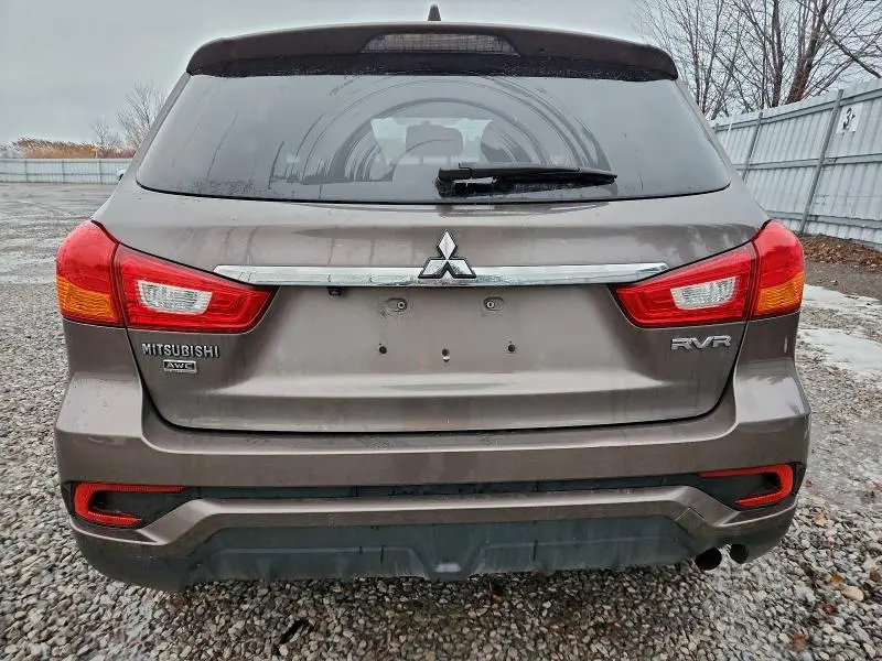 2019 MITSUBISHI RVR SE  