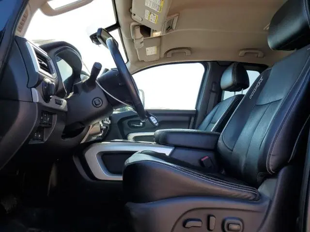 2018 NISSAN TITAN XD SV  