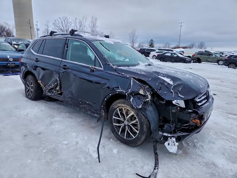 2019 VOLKSWAGEN TIGUAN SE  