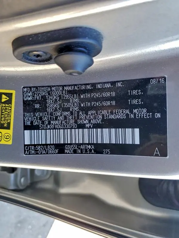 2016 TOYOTA HIGHLANDER XLE  