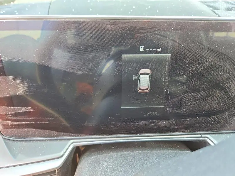 2025 KIA SORENTO LX  