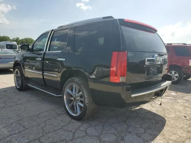 2014 CADILLAC ESCALADE LUXURY  