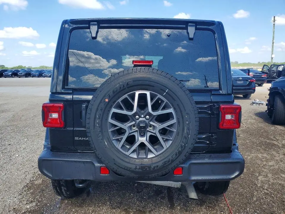 2025 JEEP WRANGLER SAHARA  