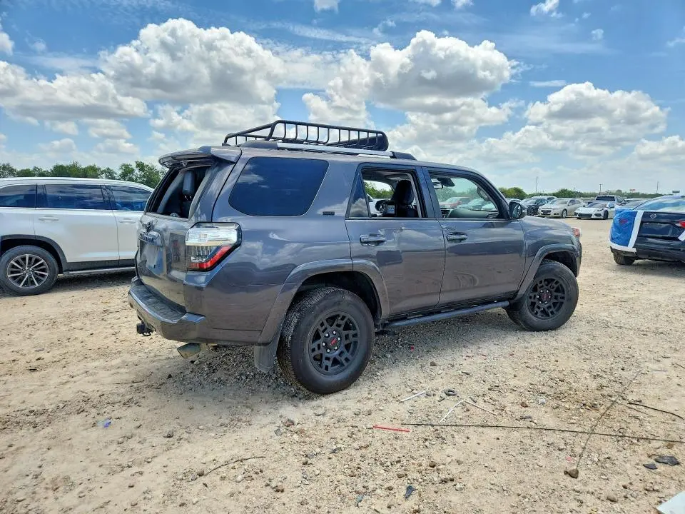 2023 TOYOTA 4RUNNER SR5 PREMIUM  