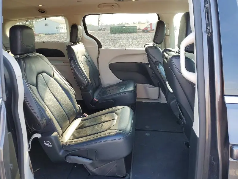 2018 CHRYSLER PACIFICA TOURING L PLUS  