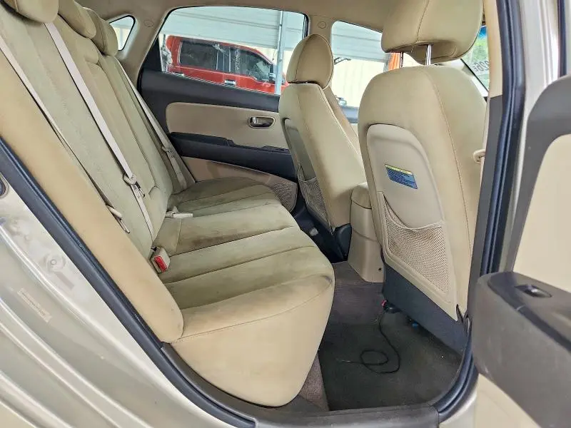 2010 HYUNDAI ELANTRA GLS  