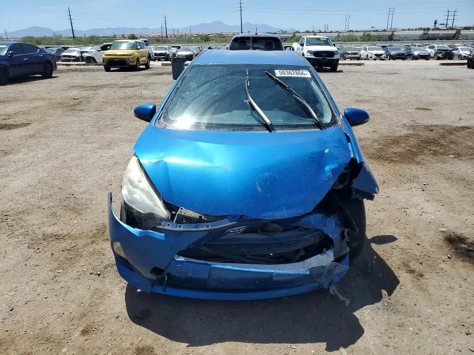 2013 TOYOTA PRIUS C TWO  
