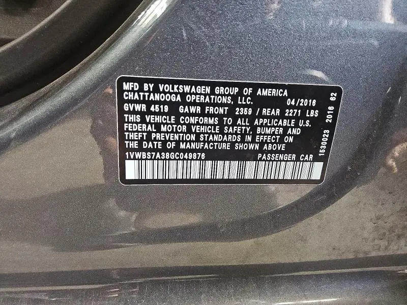 2016 VOLKSWAGEN PASSAT SE  