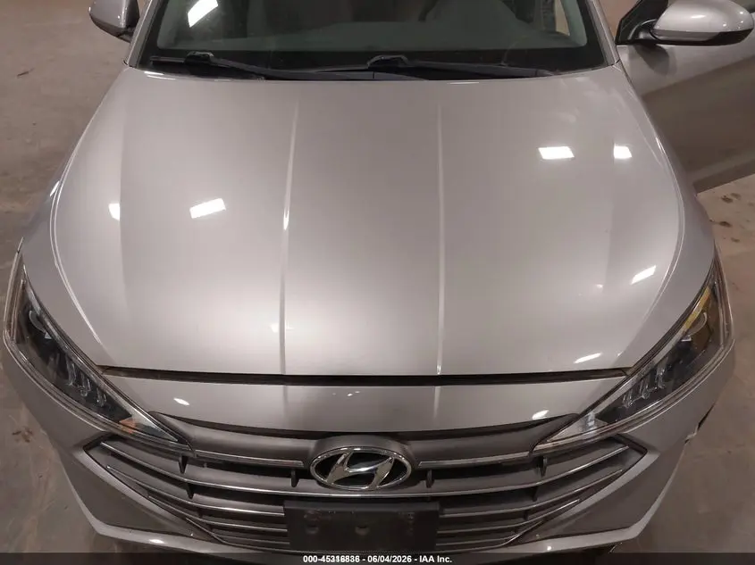 2020 HYUNDAI ELANTRA SE