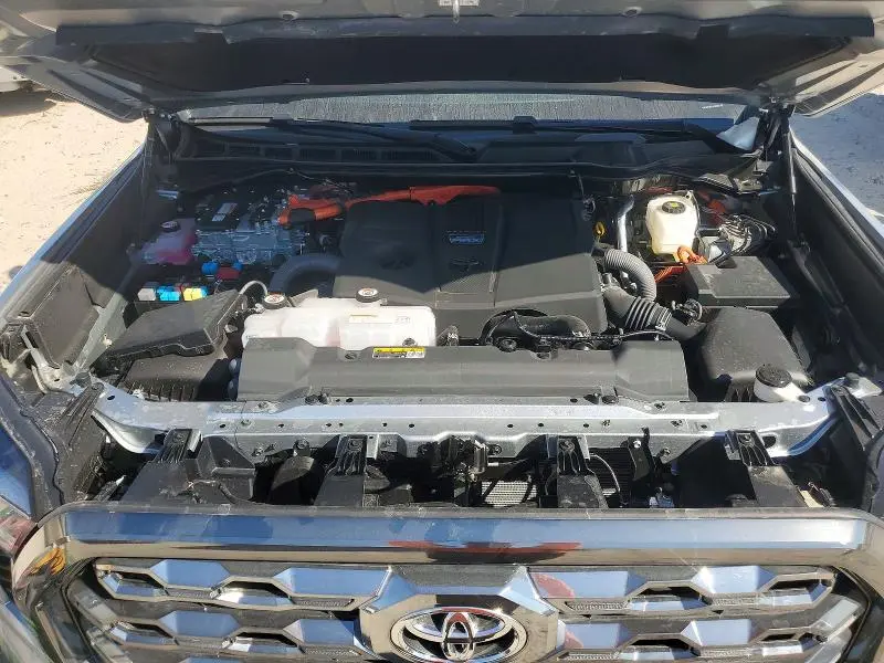 2026 TOYOTA TUNDRA PLATINUM HV  