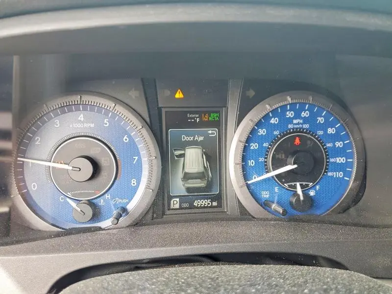 2020 TOYOTA SIENNA LE  