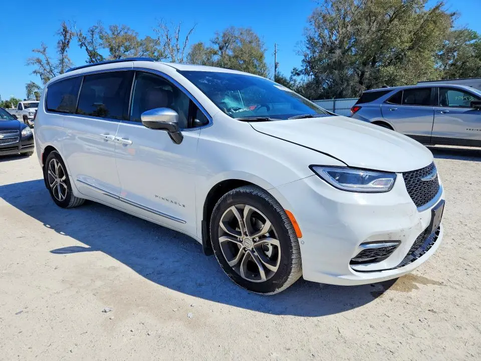 2026 CHRYSLER PACIFICA   