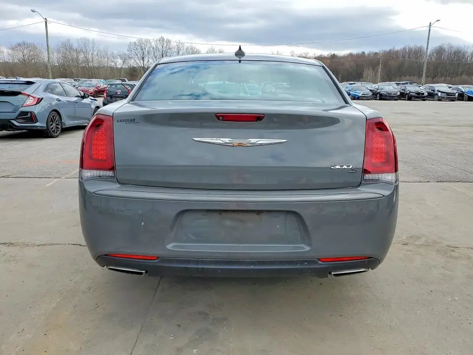 2019 CHRYSLER 300 S  