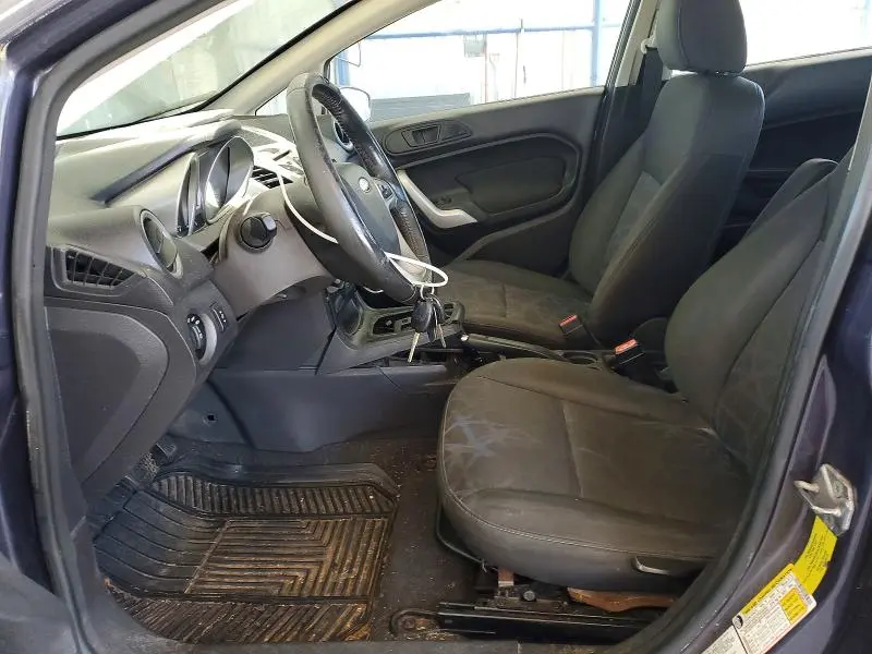2013 FORD FIESTA SE  