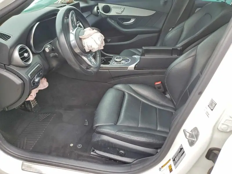 2020 MERCEDES-BENZ C 300  