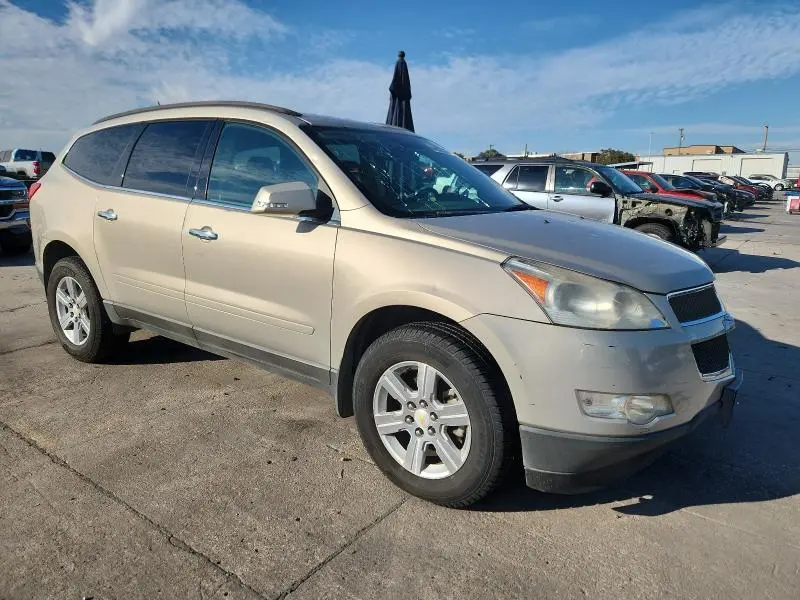 2011 CHEVROLET TRAVERSE LT  