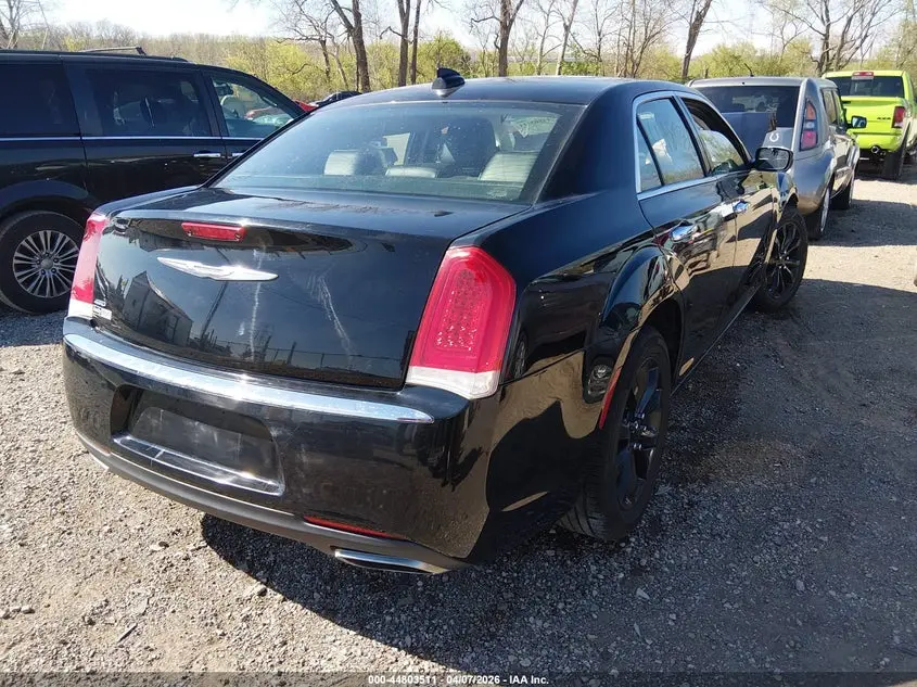 2016 CHRYSLER 300C AWD