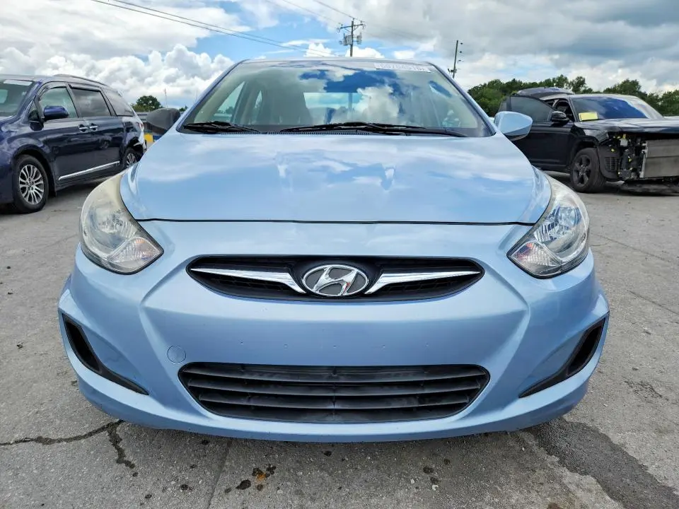2012 HYUNDAI ACCENT GLS  