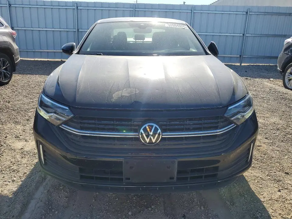 2023 VOLKSWAGEN JETTA SPORT  
