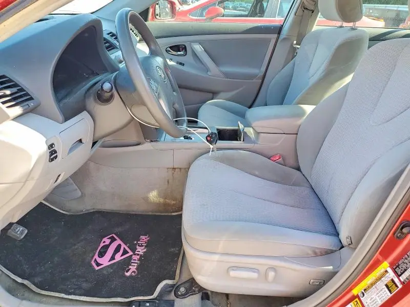 2011 TOYOTA CAMRY LE  