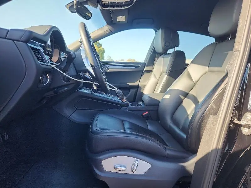 2016 PORSCHE MACAN S  