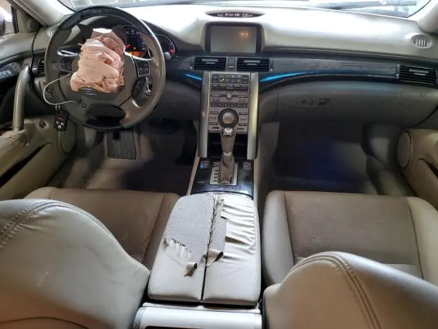 2010 ACURA RL   