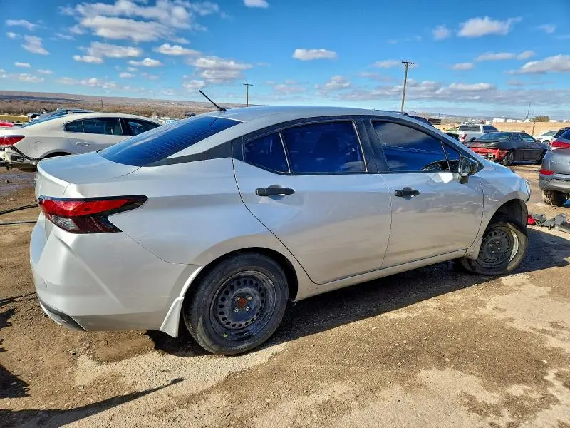 2021 NISSAN VERSA S  