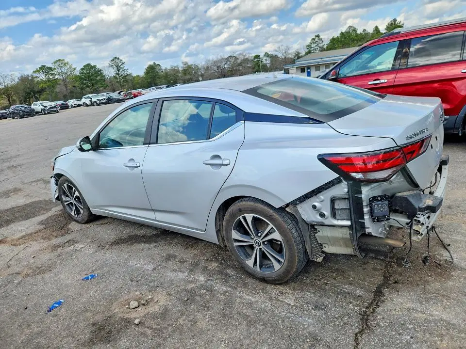 2022 NISSAN SENTRA SV  