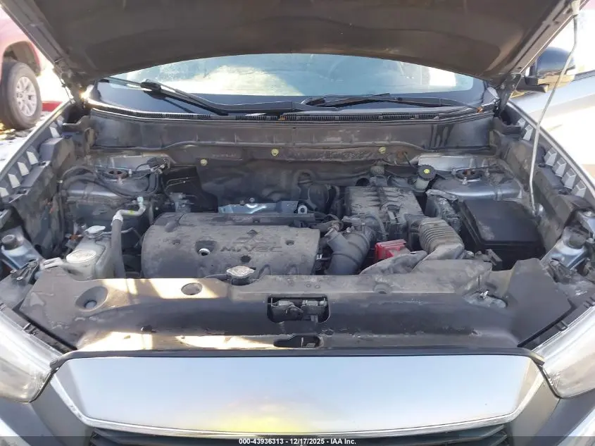 2017 MITSUBISHI OUTLANDER SPORT 2.0 ES/2.0 LE