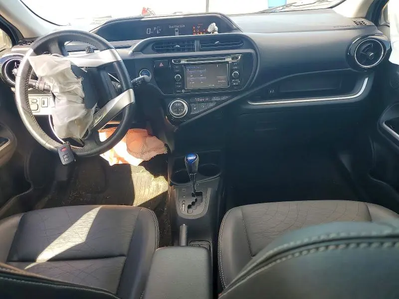2015 TOYOTA PRIUS C FOUR  