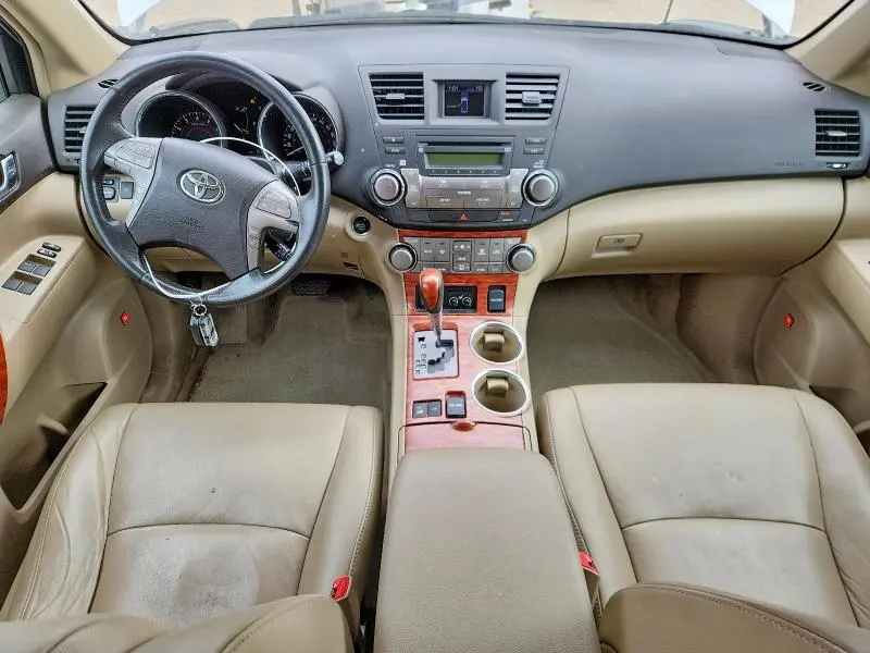 2010 TOYOTA HIGHLANDER LIMITED  
