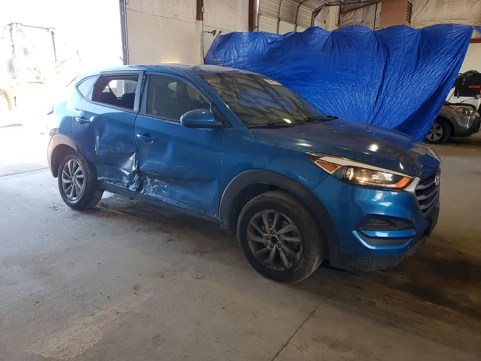 2018 HYUNDAI TUCSON SE  