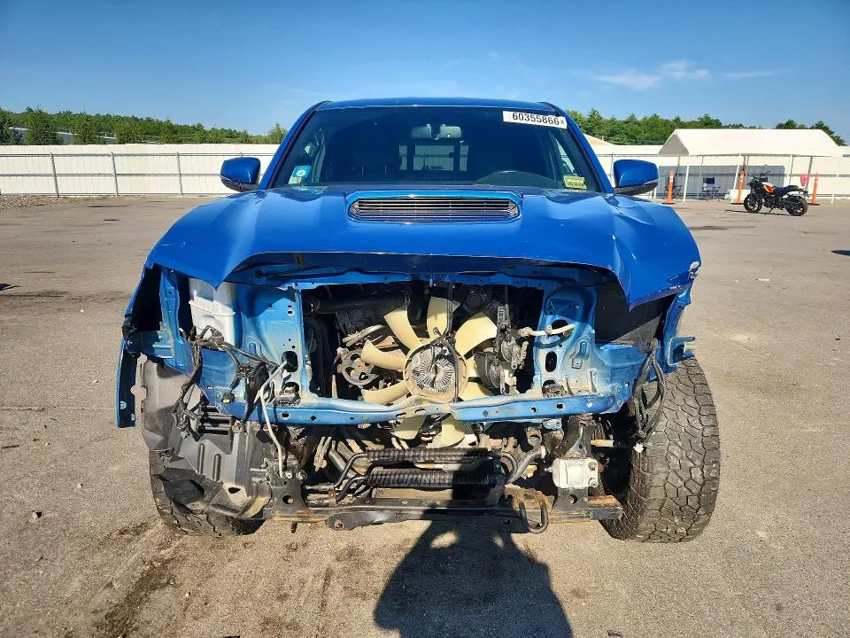2017 TOYOTA TACOMA TRD SPORT  