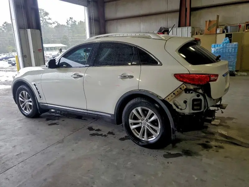 2014 INFINITI QX70   