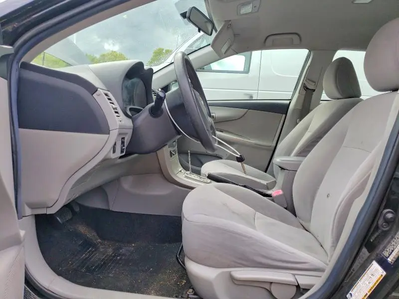 2011 TOYOTA COROLLA LE  