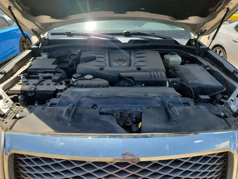 2022 INFINITI QX80 LUXE  