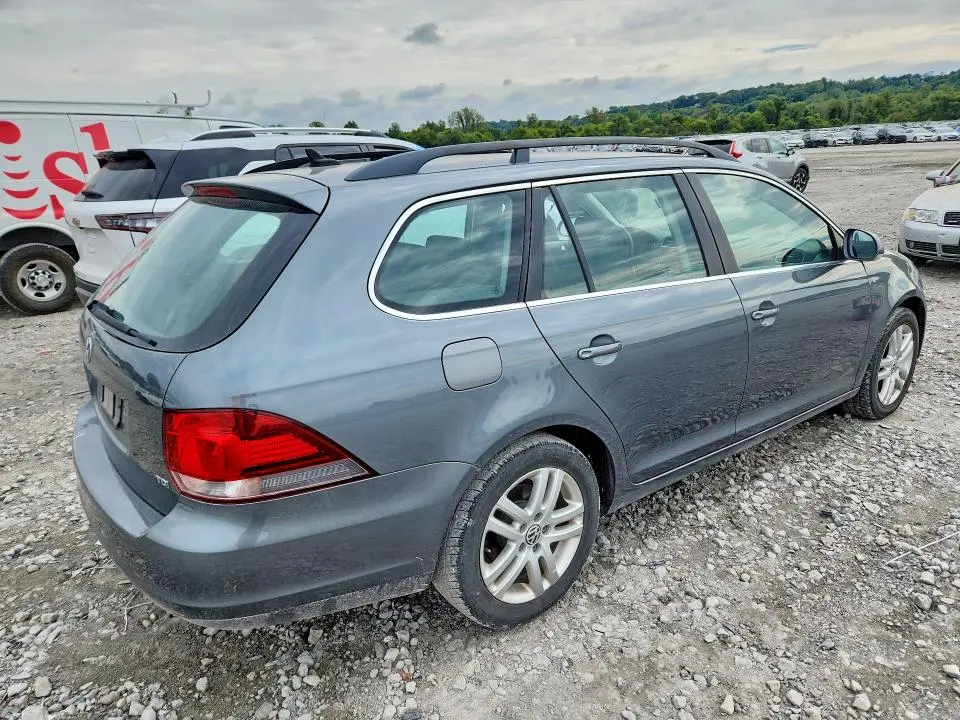 2012 VOLKSWAGEN JETTA TDI  