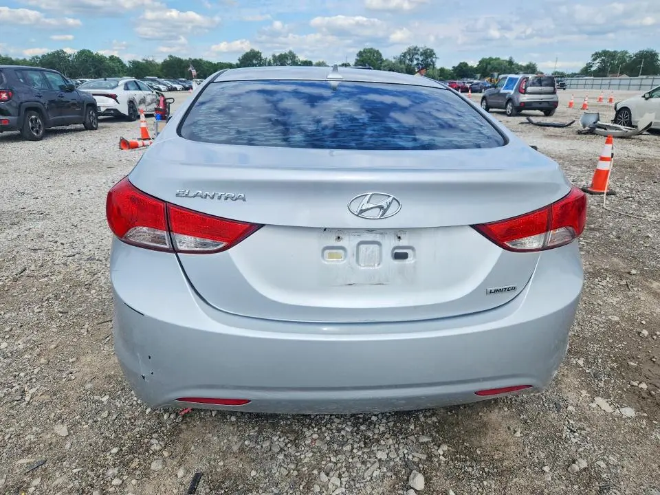 2013 HYUNDAI ELANTRA LIMITED  