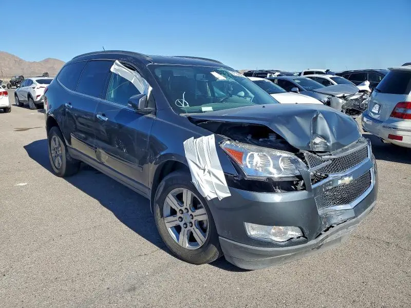 2011 CHEVROLET TRAVERSE LT  