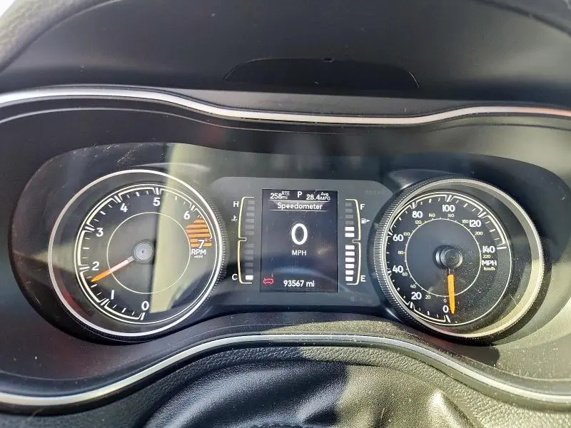 2020 JEEP CHEROKEE LATITUDE  