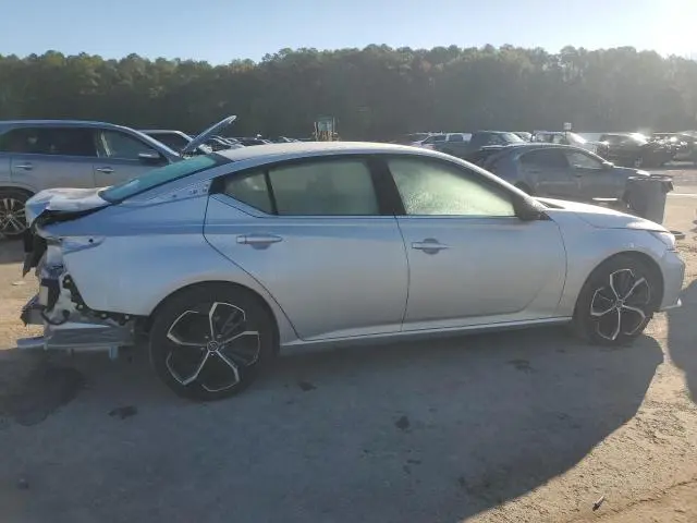 2025 NISSAN ALTIMA SR  