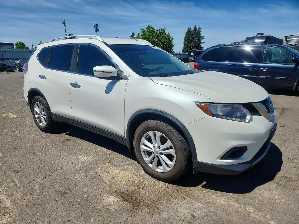 2016 NISSAN ROGUE SV  