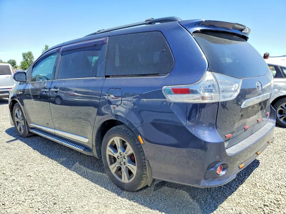2019 TOYOTA SIENNA SE PREMIUM 7-PASSENGER  