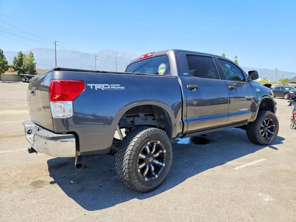 2012 TOYOTA TUNDRA CREWMAX SR5  